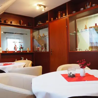 Piroska Pension