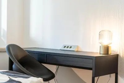 Grundriss der Unterkunft Cityapartment mit großem Balkon am Stadtpark- DisneyPlus und 300mbs Internet