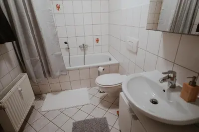 Ein Badezimmer in der Unterkunft Kulturspot Zentrum Neu Netflix