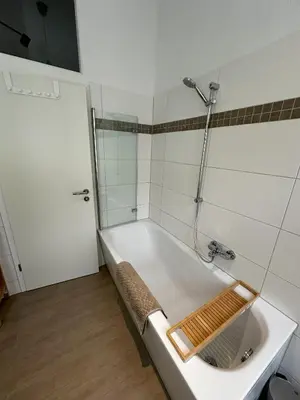 Ein Badezimmer in der Unterkunft ElbPerle Meißen-Altstadt WLAN Parken WOHLFÜHLEN
