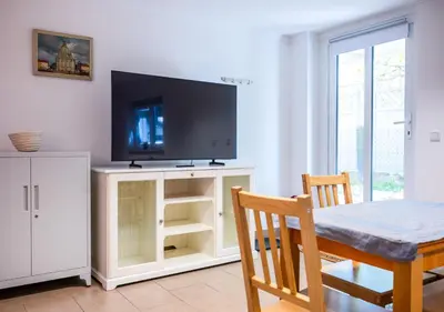 TV/Unterhaltungsangebot in der Unterkunft Wohnung in Loschwitz mit Parkplatz