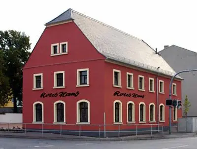 Das Gebäude in dem sich die Pension befindet