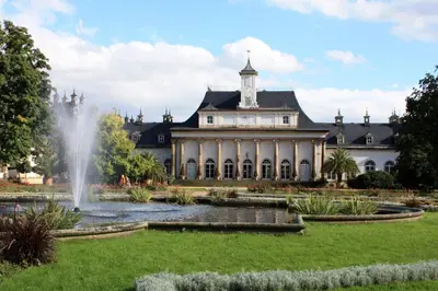 Ein Garten an der Unterkunft FeWo - 