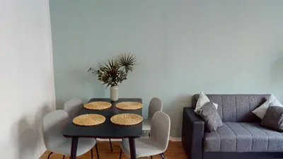 Ein Sitzbereich in der Unterkunft 3-Raum-Appartement im Lutherviertel, WLAN
