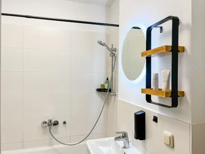 Ein Badezimmer in der Unterkunft Homely Apartments Parkplatz Wlan Küche Altstadt-SBahn-DD Zentral