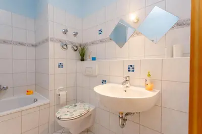 Ein Badezimmer in der Unterkunft FullHouse - Chemnitz - H132 Apartment