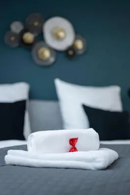 Ein Bett oder Betten in einem Zimmer der Unterkunft Apartment in Schloßchemnitz l Aufzug l W-Lan l Badewanne