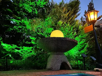Ein Garten an der Unterkunft Ferienwohnung Liliensteinblick