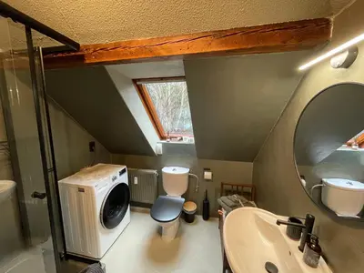 Ein Badezimmer in der Unterkunft Modernes 1-Raum-Apartment