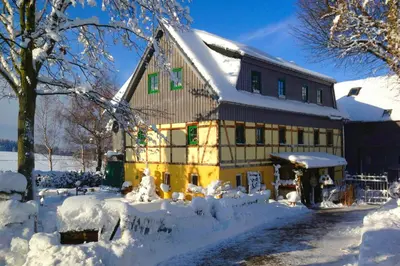 Hotel Olbernhau mit Sauna - Kleines Landhotel zur Ofenschenke im Winter