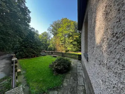 Ein Garten an der Unterkunft Wauermühle