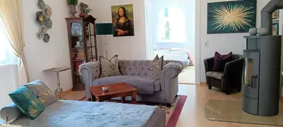 Ein Sitzbereich in der Unterkunft VILLA FREIA Dresden - Exklusive Ferienwohnung zum Erholen & Entspannen