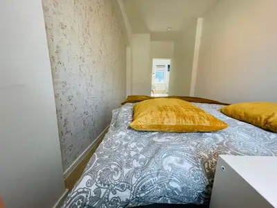 Ein Bett oder Betten in einem Zimmer der Unterkunft Wunderschönes Meissen - Apartment in der Innenstadt No6