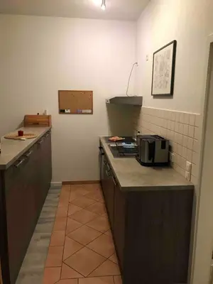 Küche/Küchenzeile in der Unterkunft Modern apartment, Randneustadt with great connections