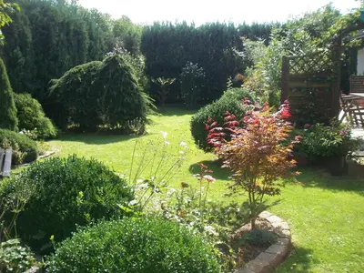 Ein Garten an der Unterkunft Ferienwohnung Dörner