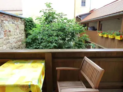Ein Balkon oder eine Terrasse in der Unterkunft above painters studio