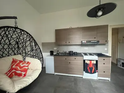 Küche/Küchenzeile in der Unterkunft hello&welcome Dresden City-Apartment