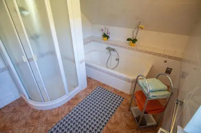 Ein Badezimmer in der Unterkunft Gästehaus Teichmann