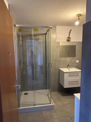 Ein Badezimmer in der Unterkunft FeWo für 4 Personen in Wurzen