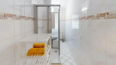 Ein Badezimmer in der Unterkunft Ruhig gelegene 3-Raum-FeWo, WLAN