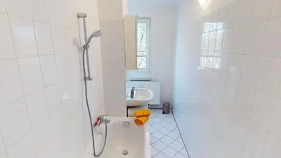 Ein Badezimmer in der Unterkunft Cozy Apartment with balcony, WLAN