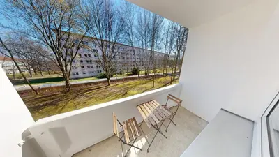 Ein Balkon oder eine Terrasse in der Unterkunft 5 Personen Apartment, WLAN