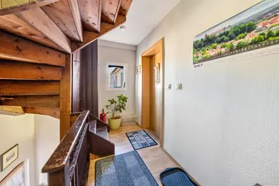 Ein Sitzbereich in der Unterkunft Idyllische Ferienwohnung am Pillnitzer Schlosspark
