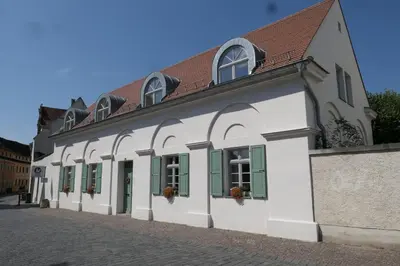 Das Gebäude in dem sich die Ferienwohnung befindet