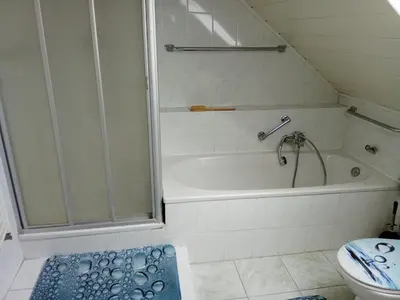 Ein Badezimmer in der Unterkunft Haus Carmen