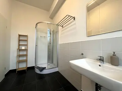 Ein Badezimmer in der Unterkunft MonteurWohnung Oskar06