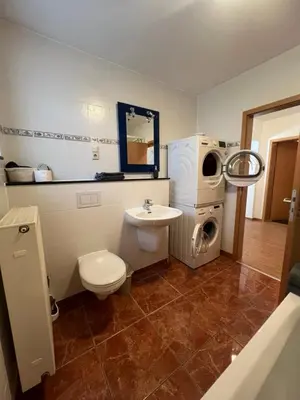 Ein Badezimmer in der Unterkunft Maison Euba am Zeisigwald