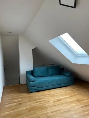Ein Sitzbereich in der Unterkunft Zauberhaftes Apartment in Dresden Neustadt