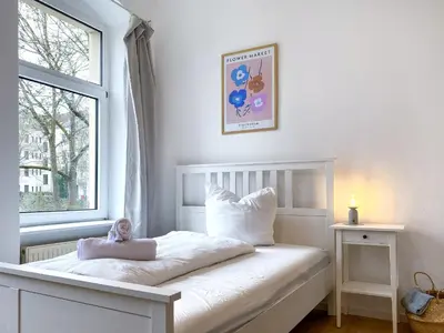 Ein Bett oder Betten in einem Zimmer der Unterkunft 6 Betten am Bahnhof der Kulturhauptstadt 2025