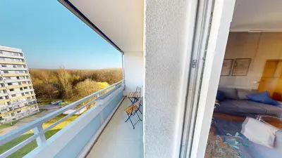 Ein Balkon oder eine Terrasse in der Unterkunft Urban gelegenes Apartment mit WLAN