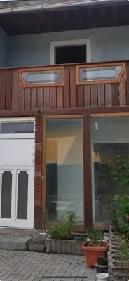 Das Gebäude in dem sich die Ferienwohnung befindet