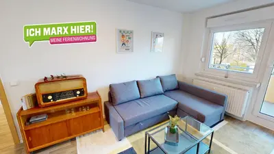 Ein Sitzbereich in der Unterkunft Vintage-Flair gemeinsam genießen, ÖPNV fußläufig erreichbar, WLAN