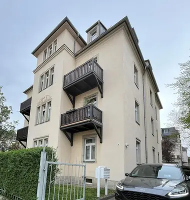 Das Gebäude in dem sich die Ferienwohnung befindet