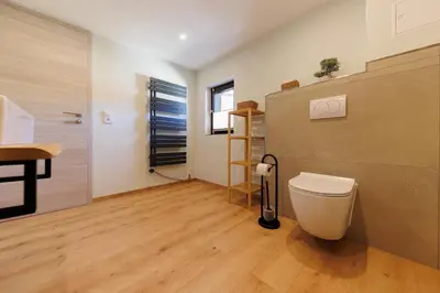 Ein Badezimmer in der Unterkunft CASA BENJI - Familienfreundliche FeWo - Landhausstil - Garten - Parkplatz