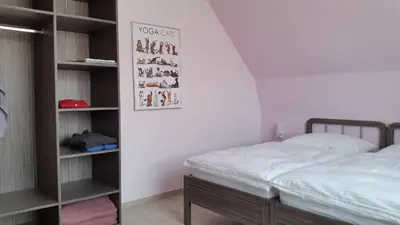 Ein Bett oder Betten in einem Zimmer der Unterkunft Ferienwohnung Glückswiese