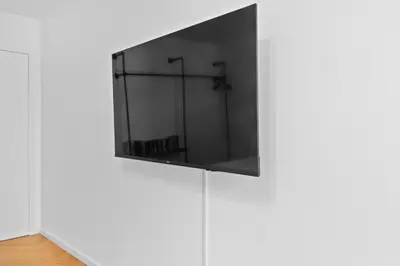TV/Unterhaltungsangebot in der Unterkunft Luxus im Zentrum für 6 Personen! 3 Zimmer, Balkon, WLAN, Parkplatz