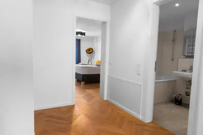Ein Badezimmer in der Unterkunft Luxus im Zentrum für 6 Personen! 3 Zimmer, Balkon, WLAN, Parkplatz