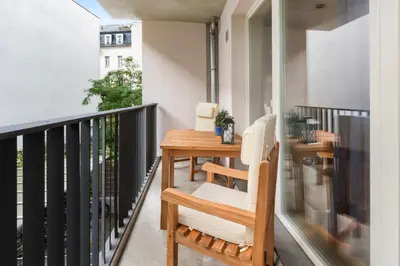 Ein Balkon oder eine Terrasse in der Unterkunft Luxus im Zentrum für 6 Personen! 3 Zimmer, Balkon, WLAN, Parkplatz