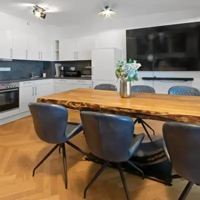 Luxus im Zentrum für 6 Personen! 3 Zimmer