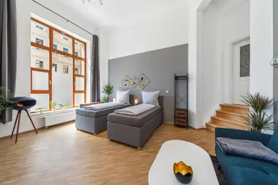 Ein Sitzbereich in der Unterkunft DresdenStay gemütlich Nähe Zentrum und Elbe Kamin PS4