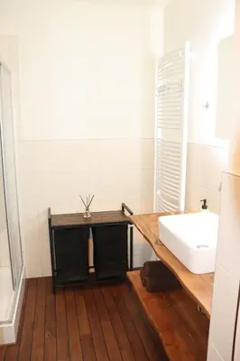 Ein Badezimmer in der Unterkunft Ferienhaus mit Garten und Tor zur Dresdner Heide