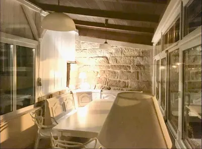 Ein Sitzbereich in der Unterkunft Charmante Ferienwohnung 1 im Schmöllerhäuschen