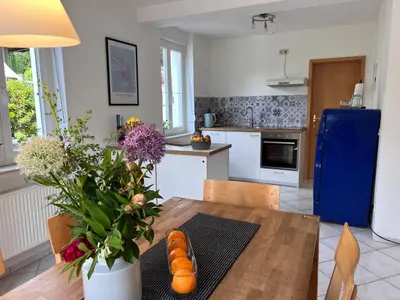 Küche/Küchenzeile in der Unterkunft Trompeten-, Posaunen- & Tuba-Appartment in Stolpen