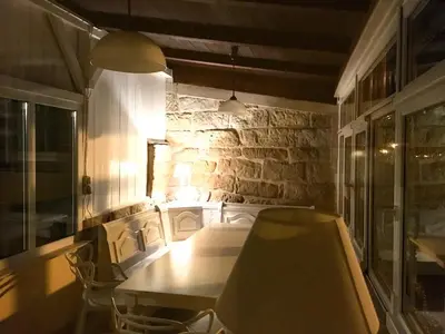 Ein Sitzbereich in der Unterkunft Kleines Natursteinapartment 4 für 1 Person