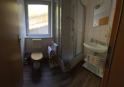 Ein Badezimmer in der Unterkunft Ferienhaus Dönschten