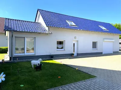 Das Gebäude in dem sich das Privatzimmer befindet